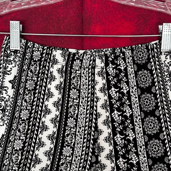 LOVE TREE HIGH RISE STRETCHY WOMENS PANTS, SIZE S, ELASTIC WAIST, FLARE FLORAL - Picture 4 of 10